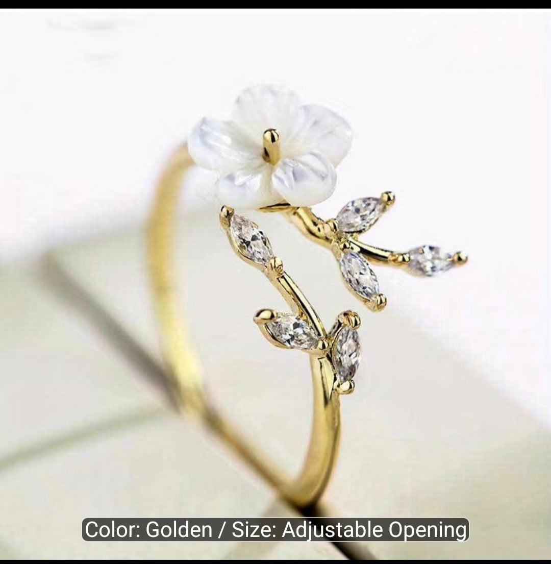 Elegant White Shell Flower & Marquise Crystal Adjustable Branch Ring