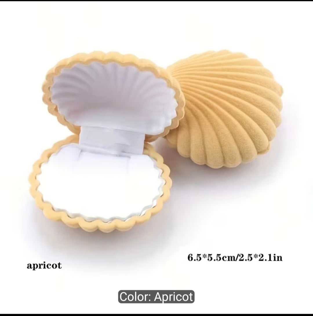 Seashell Velvet Jewelry Gift Box – Elegant Ring & Keepsake Storage Case