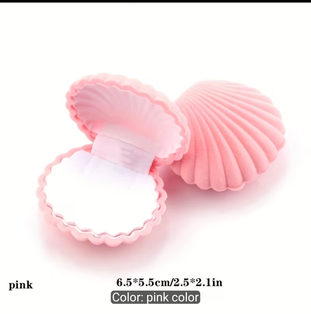 Seashell Velvet Jewelry Gift Box – Elegant Ring & Keepsake Storage Case