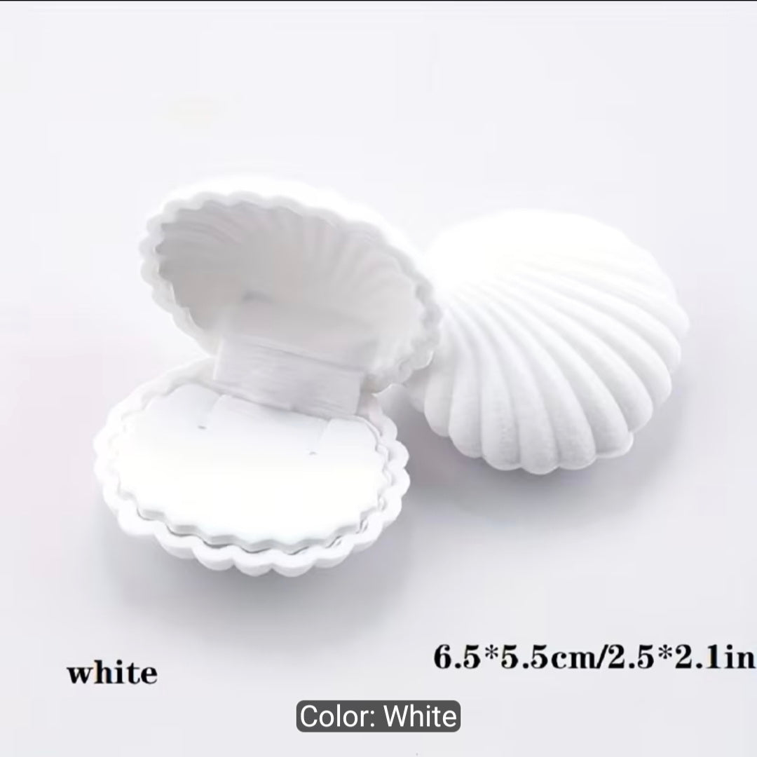 Seashell Velvet Jewelry Gift Box – Elegant Ring & Keepsake Storage Case